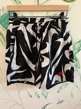 Nike Black & White Abstract Print Athletic Shorts with Red Logo